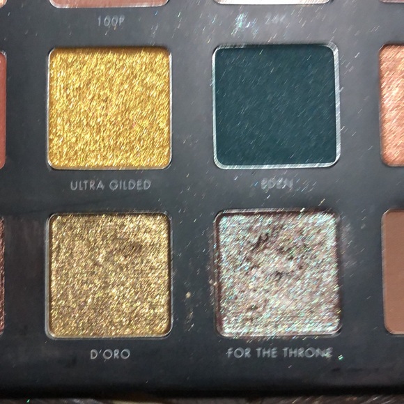 Milani gilded gold eye shadow palette - Picture 7 of 8